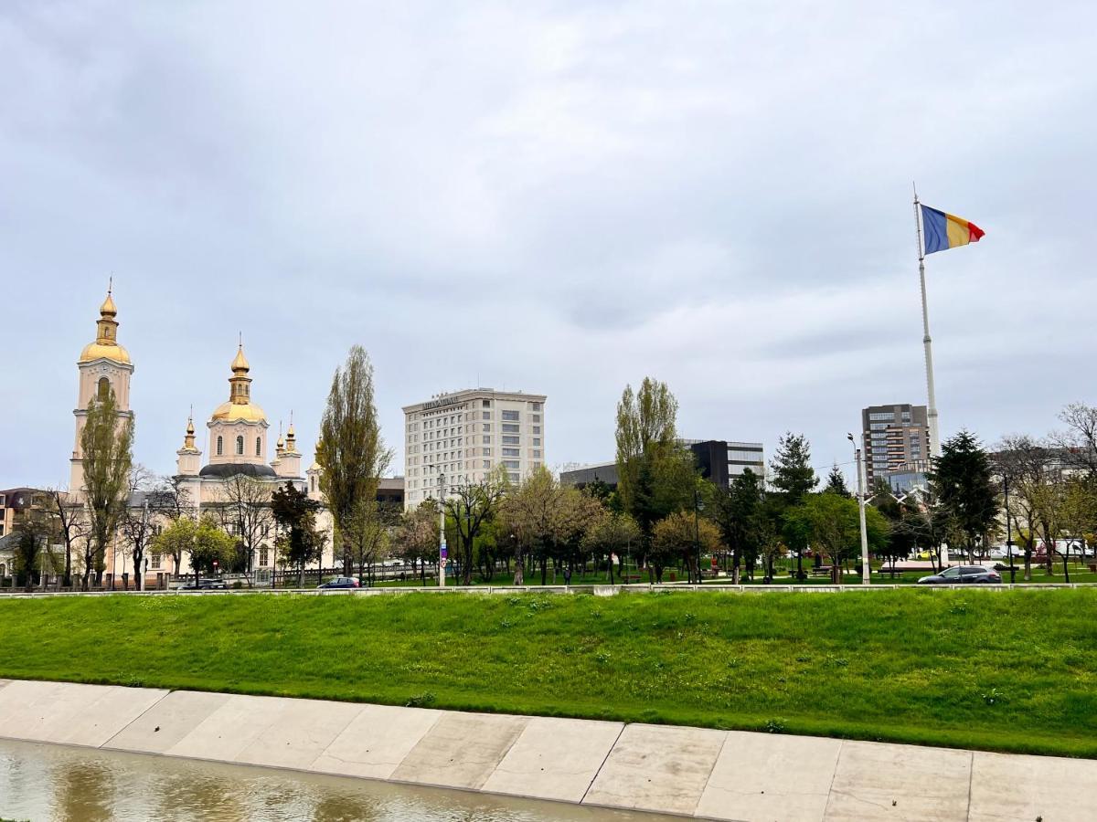 Central Metropolitan Bright 2 Iasi Buitenkant foto